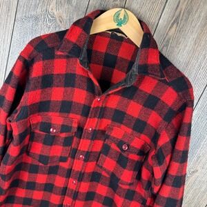 Woolrich Vintage Buffalo Check Wool Shirt Mens 15 Red Black Button Down Flannel